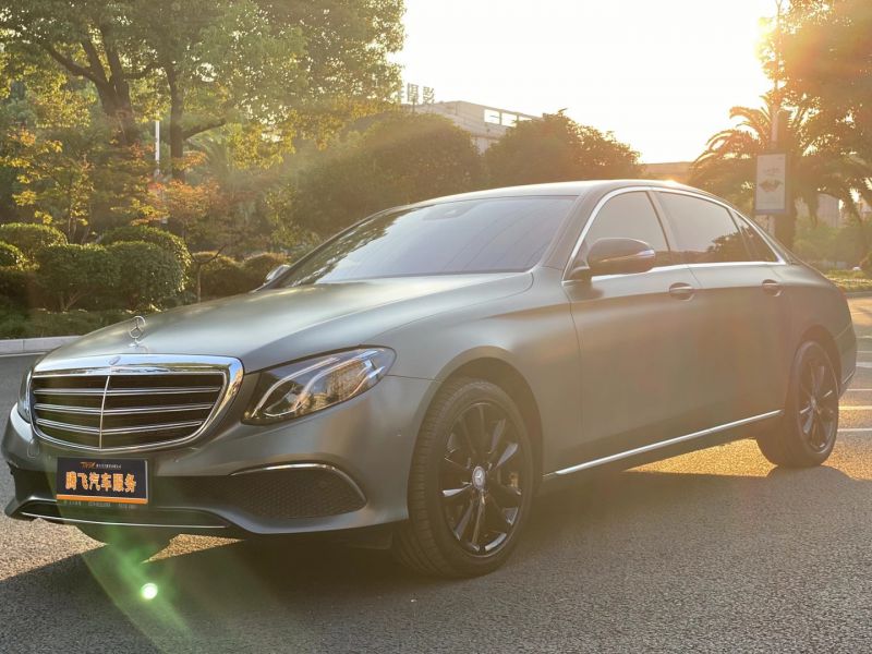 Mercedes-Benz&钻石镭射灰改色膜施工案例